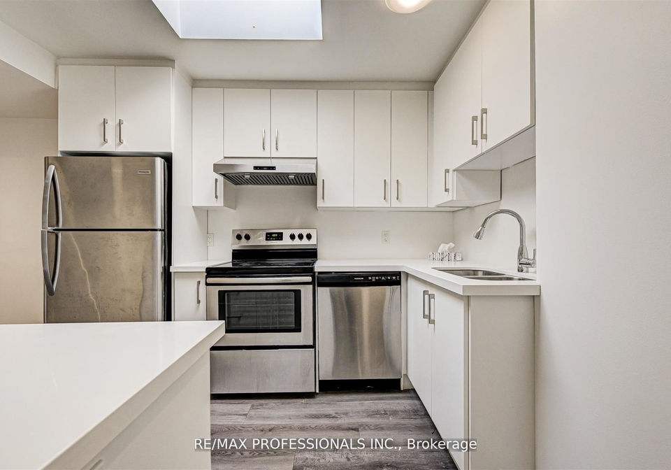 1425-gerrard-street-e-toronto-ontario-e12542438