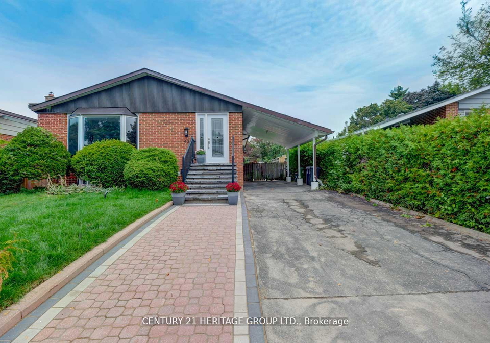 43-howell-square-scarborough-ontario-e12542866