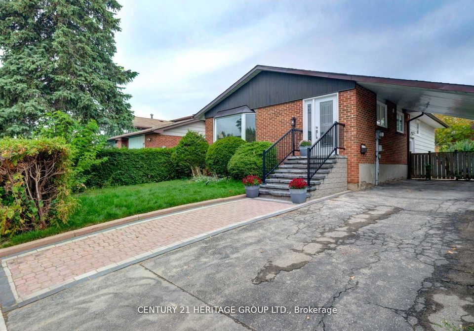 43-howell-square-scarborough-ontario-e12542866