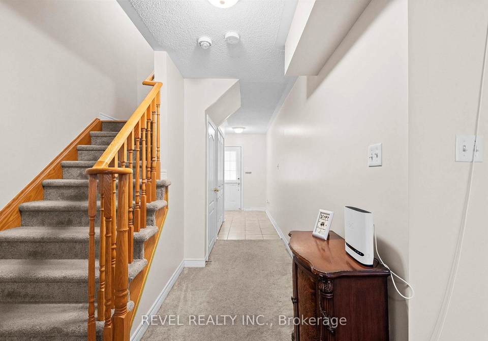 1516-shepway-mews-pickering-ontario-e12543020