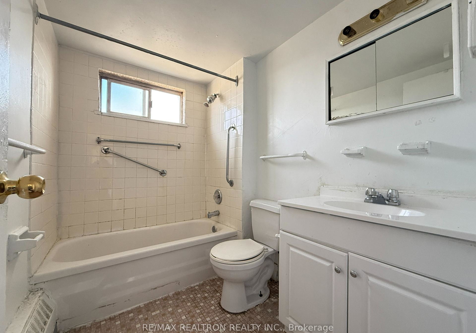 500-dawes-road-east-york-ontario-e12543284
