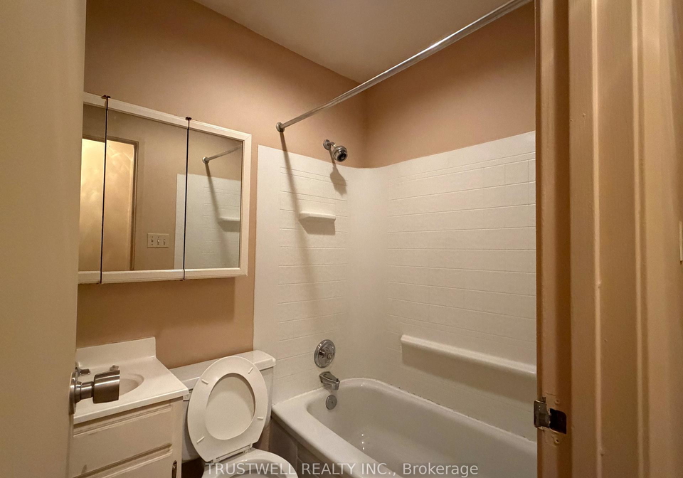 373-broadview-avenue-toronto-ontario-e12543774