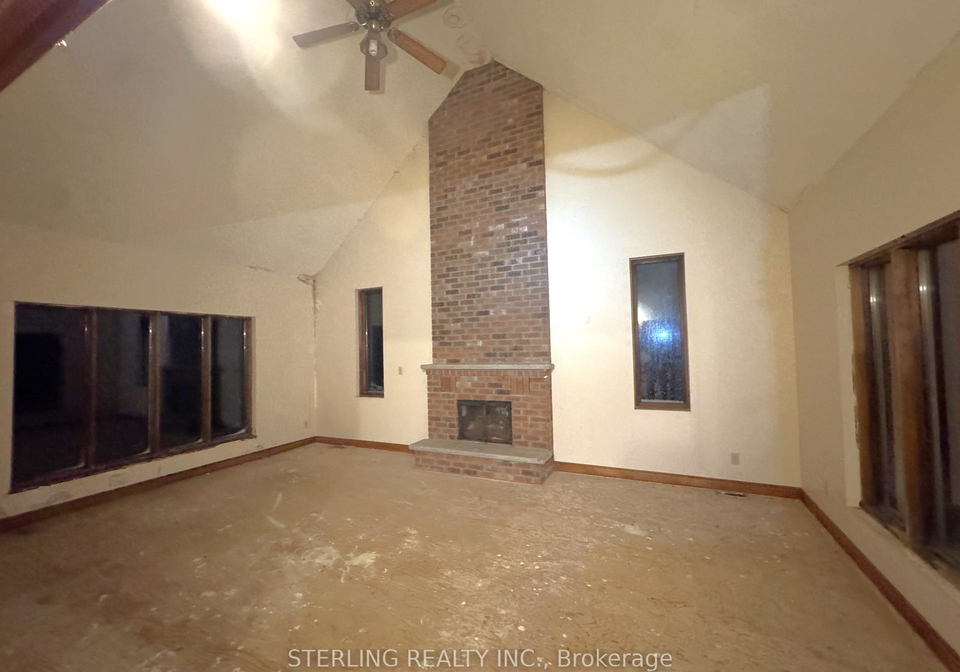 3976-lakeshore-road-clarington-ontario-e12543852