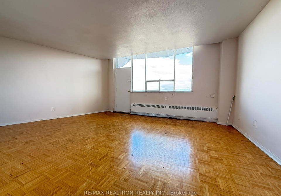 500-dawed-road-east-york-ontario-e12545200