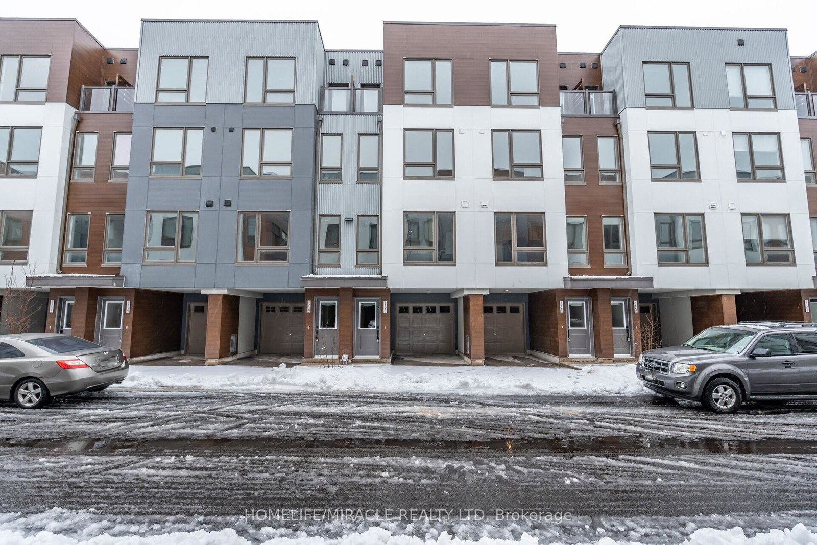 1724-pleasure-valley-path-oshawa-ontario-e12547534