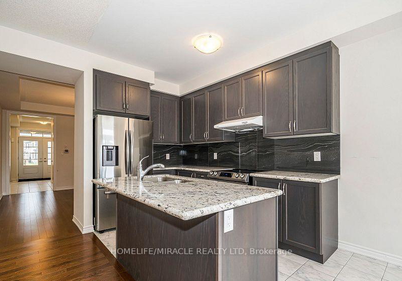 29-bromfield-street-whitby-ontario-e12547662