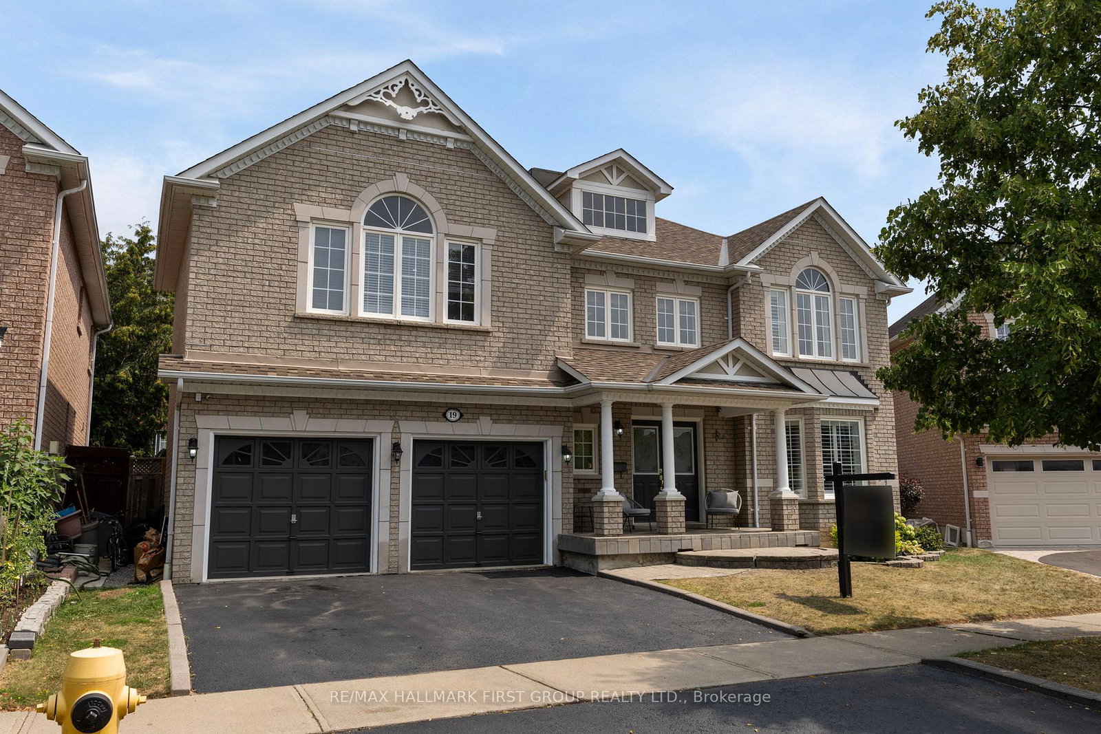 19-ballgrove-crescent-ajax-ontario-e12548056