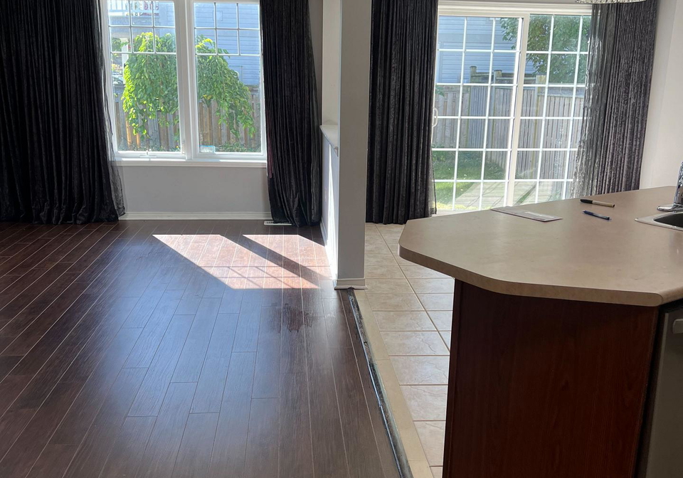 7-settlers-court-s-whitby-ontario-e12548424