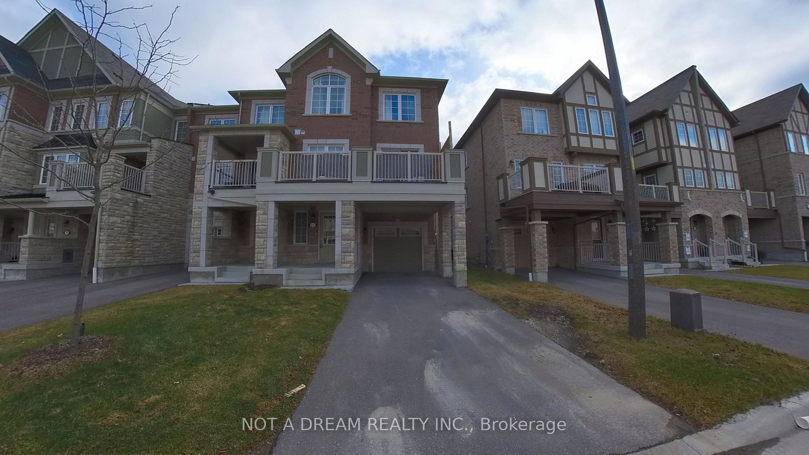 11-bluegill-crescent-whitby-ontario-e12549870