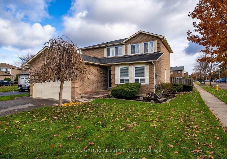 1301-grovedale-court-pickering-ontario-e12550172