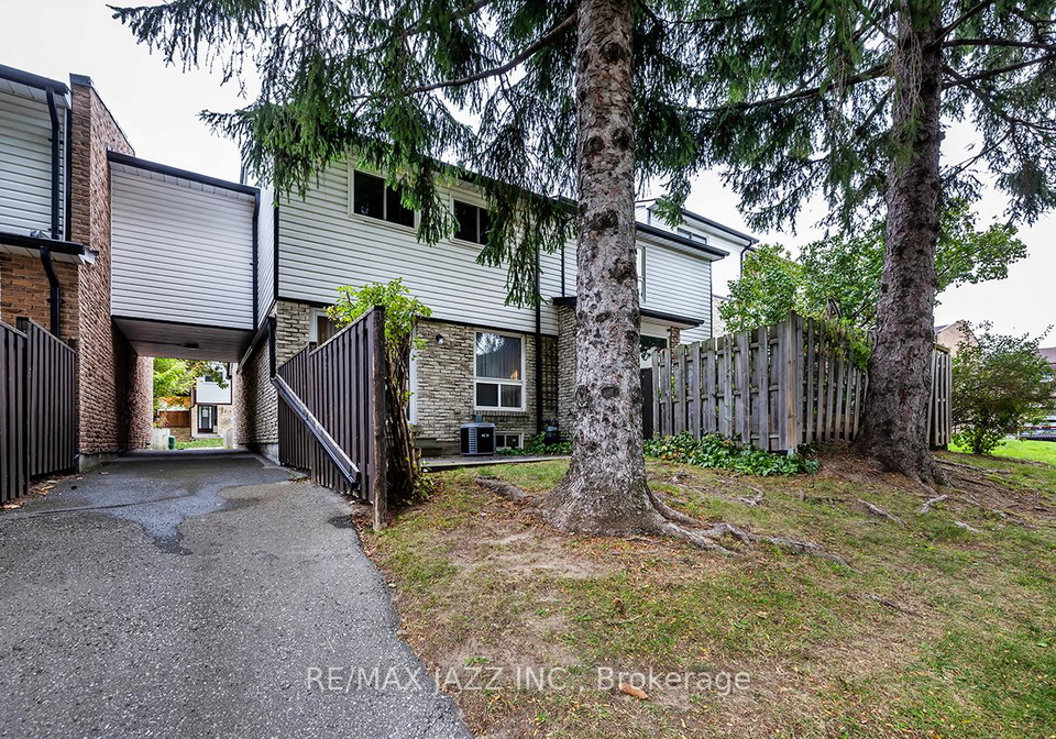 1330-trowbridge-drive-oshawa-ontario-e12550288