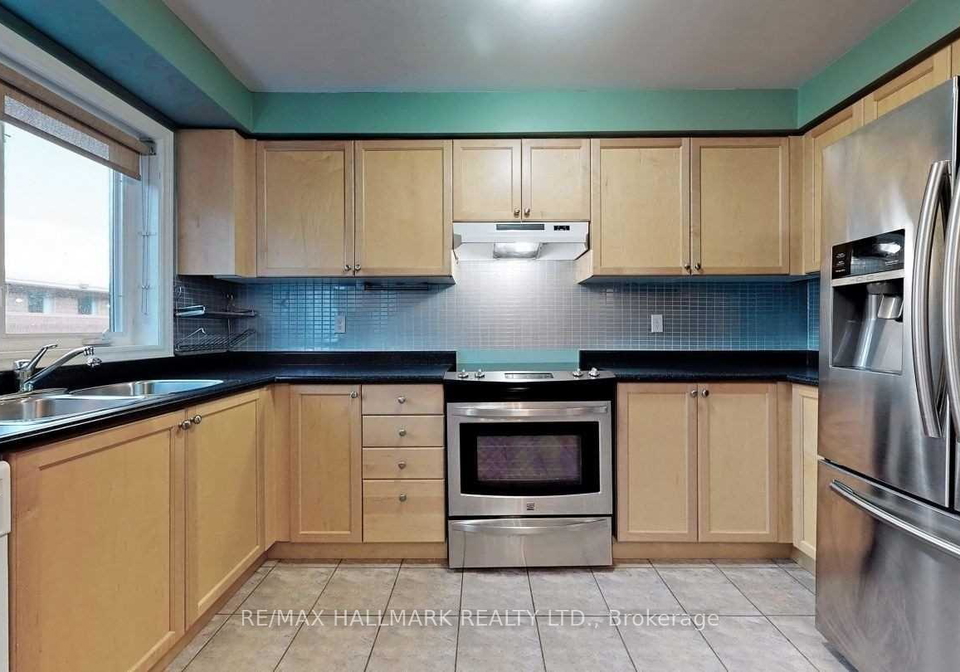 29-tollgate-mews-scarborough-ontario-e12551112