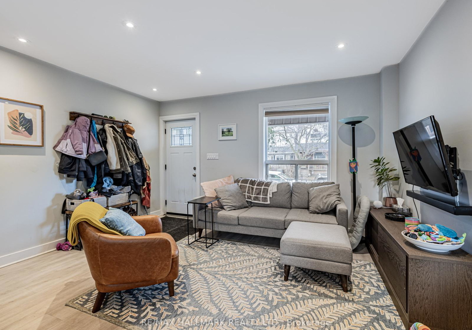 263-springdale-boulevard-east-york-ontario-e12551250