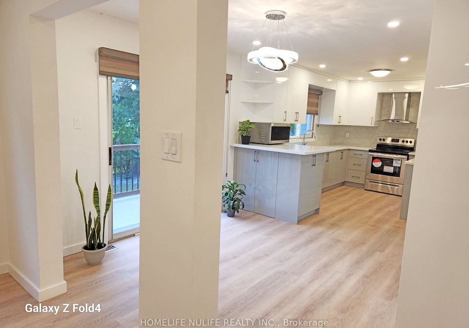 942-snowbird-street-oshawa-ontario-e12551670