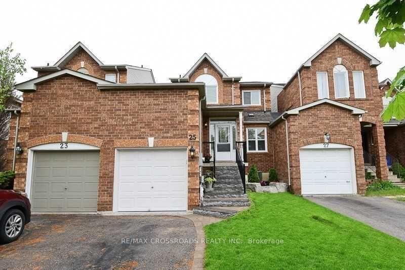 25-fry-crescent-clarington-ontario-e12551982