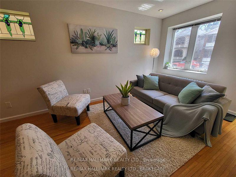 8-bonfield-avenue-toronto-ontario-e12553958