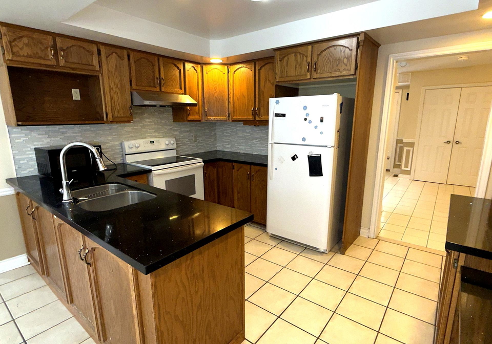 6-winding-court-scarborough-ontario-e12554952