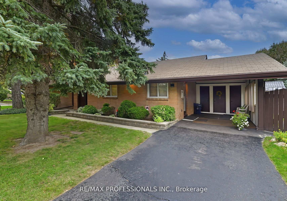 2-lesterwood-crescent-scarborough-ontario-e12555310