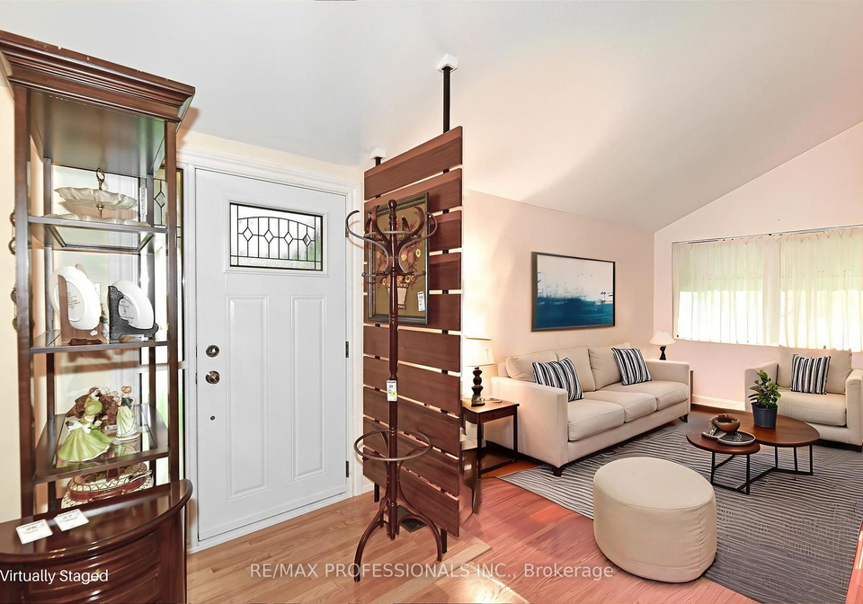 2-lesterwood-crescent-scarborough-ontario-e12555310
