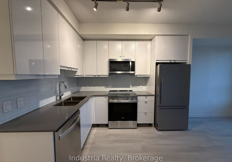 3270-sheppard-avenue-e-scarborough-ontario-e12555600