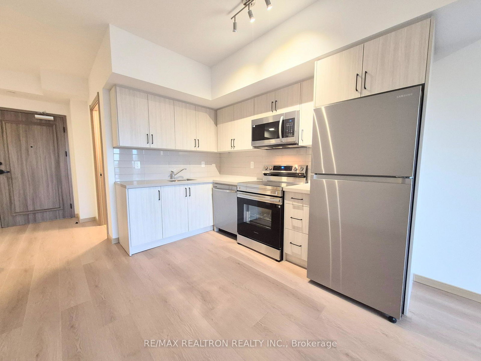 3421-sheppard-avenue-e-scarborough-ontario-e12556496