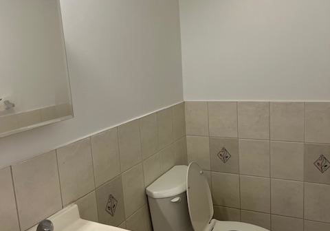1431-1433-gerrard-street-e-toronto-ontario-e12557098