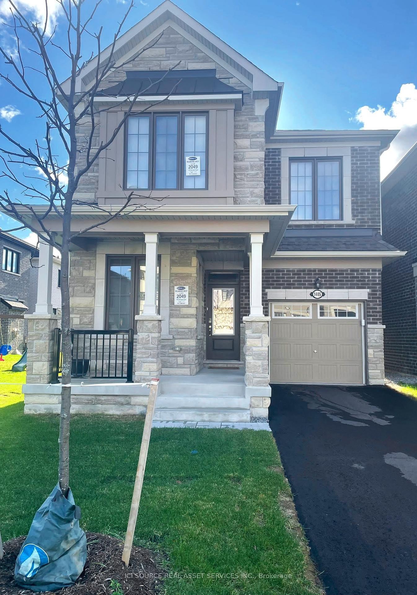 1405-mockingbird-square-pickering-ontario-e12557544