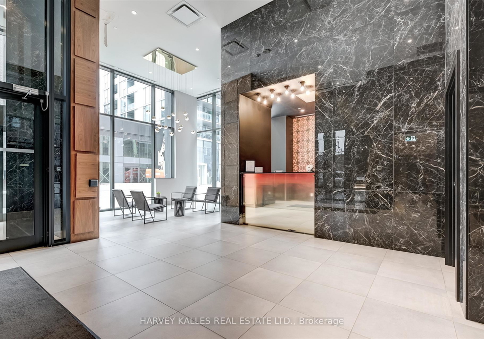 665-queen-street-e-toronto-ontario-e12558576