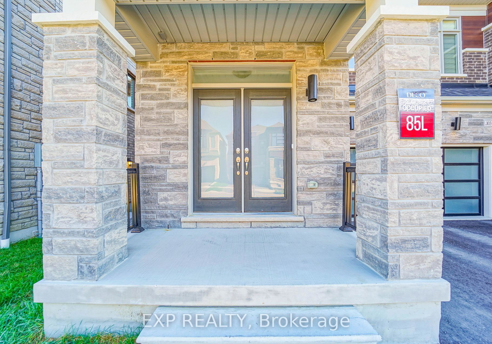1033-pisces-trail-pickering-ontario-e12558636