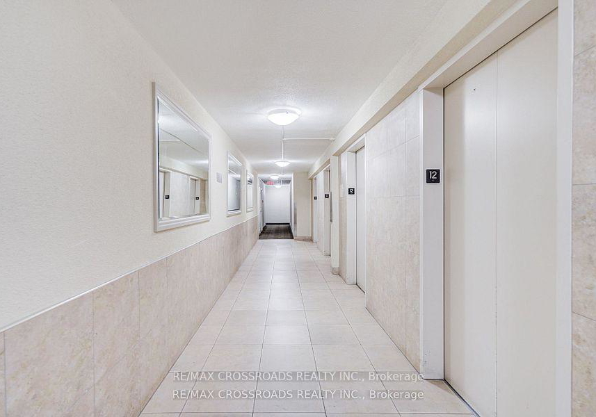 5-massey-square-east-york-ontario-e12558964