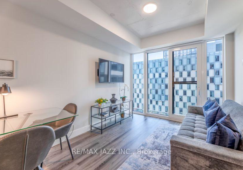 80-bond-street-e-oshawa-ontario-e12560130