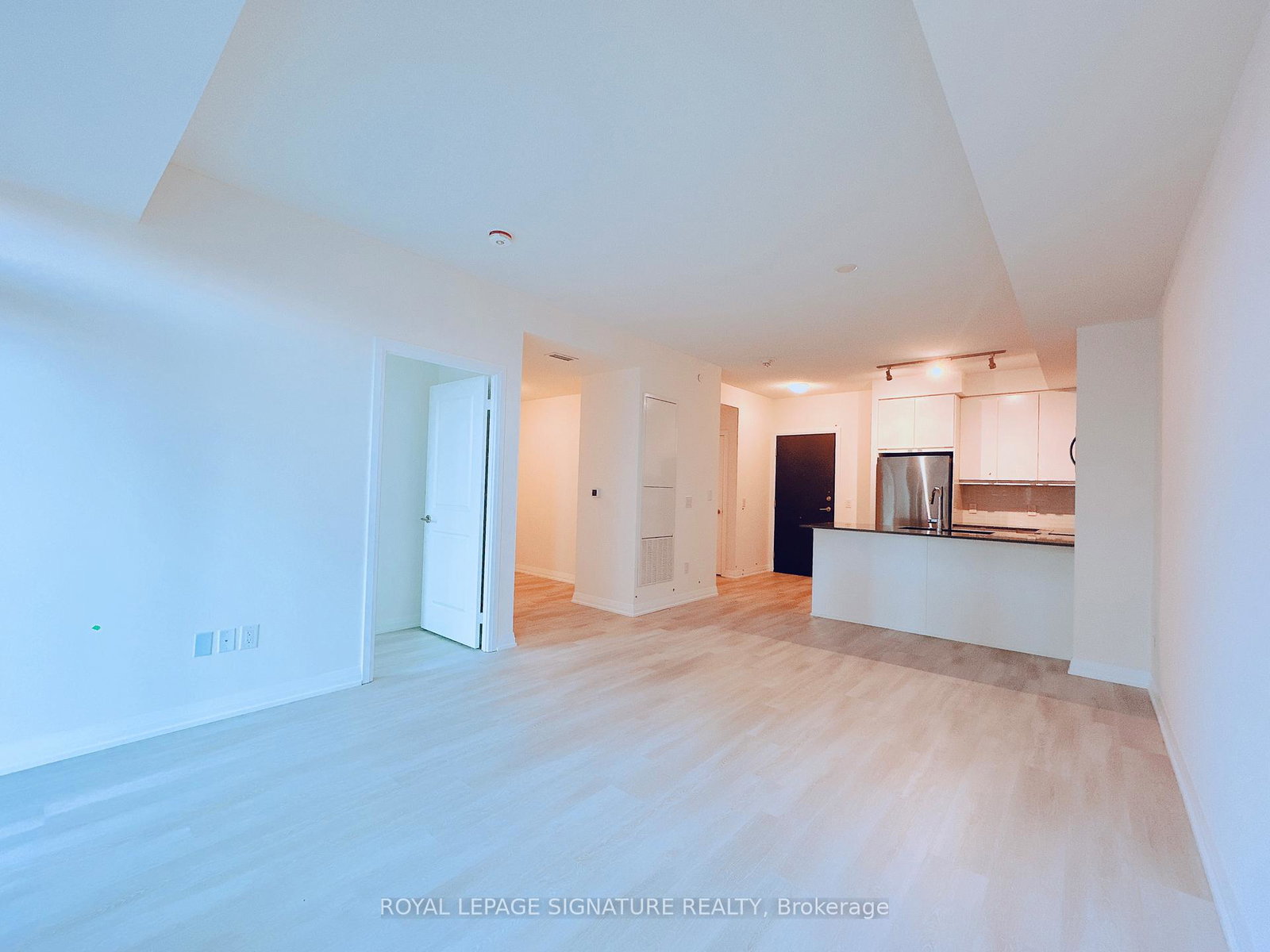3260-sheppard-avenue-e-scarborough-ontario-e12560402