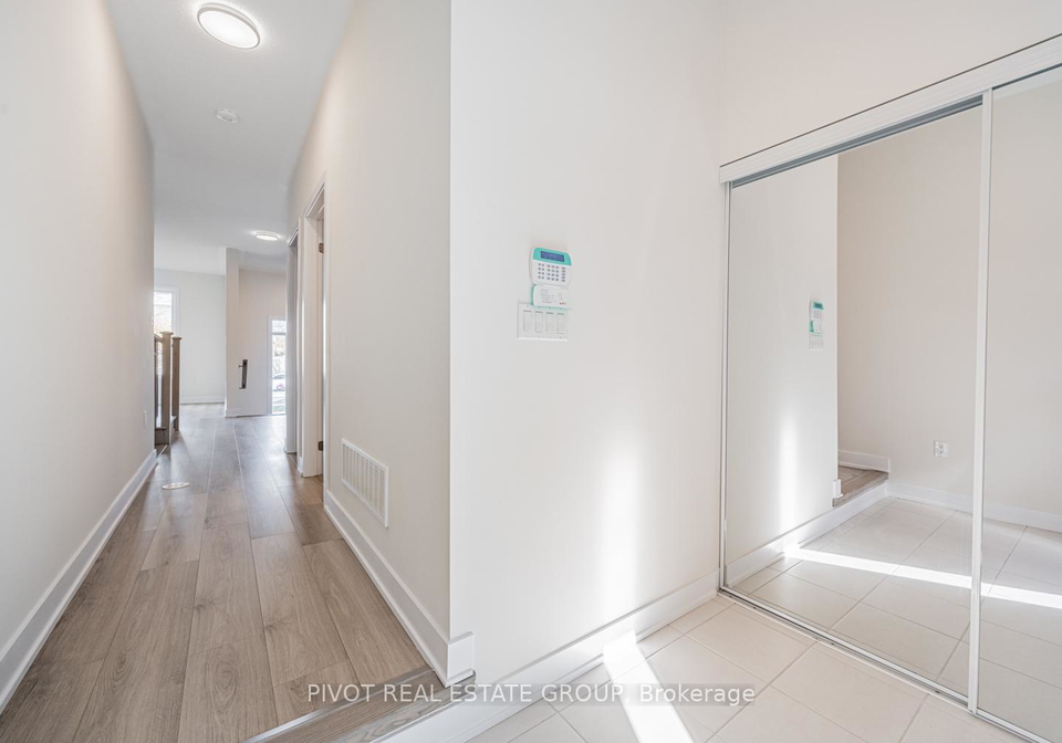 8-lively-way-whitby-ontario-e12561178