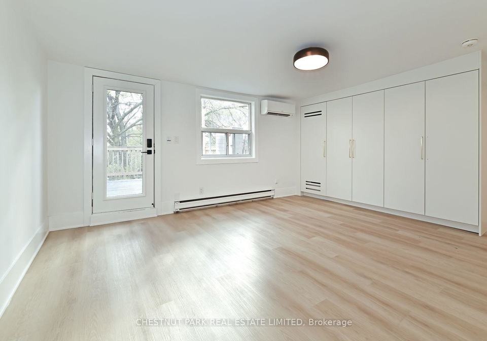 1105-queen-street-e-toronto-ontario-e12561390