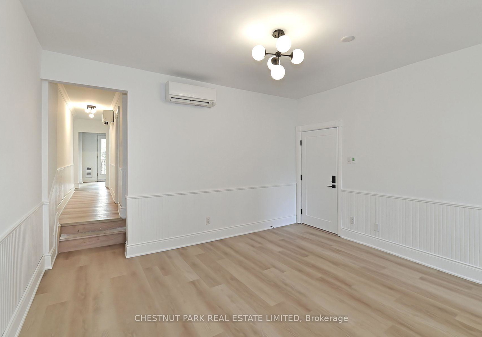 1105-queen-street-e-toronto-ontario-e12561392