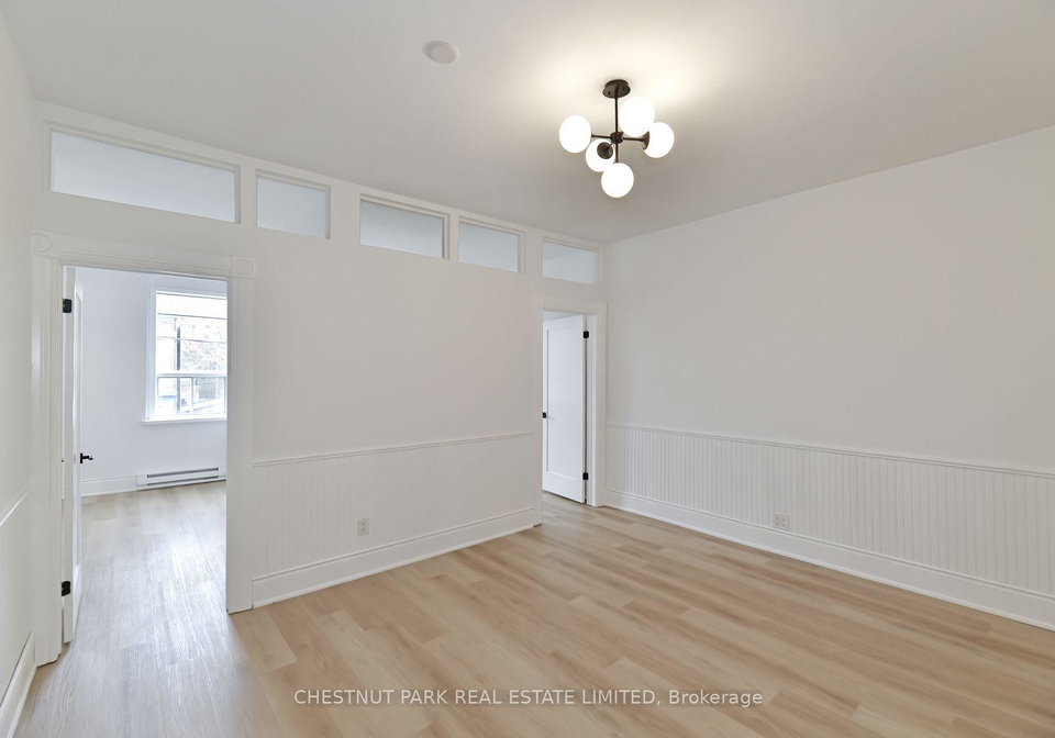 1105-queen-street-e-toronto-ontario-e12561392