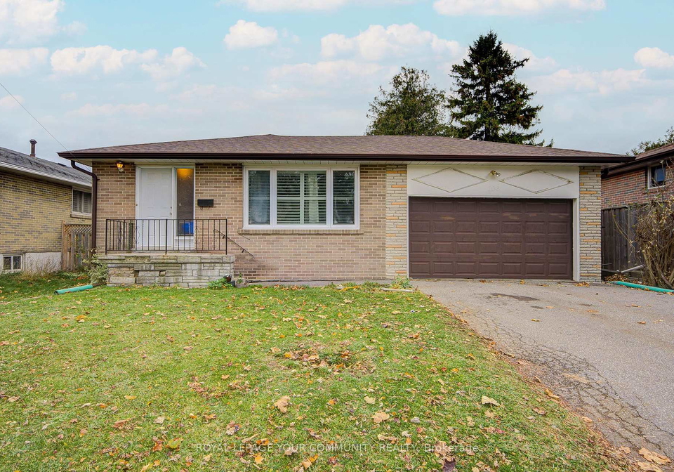106-cultra-square-scarborough-ontario-e12561588