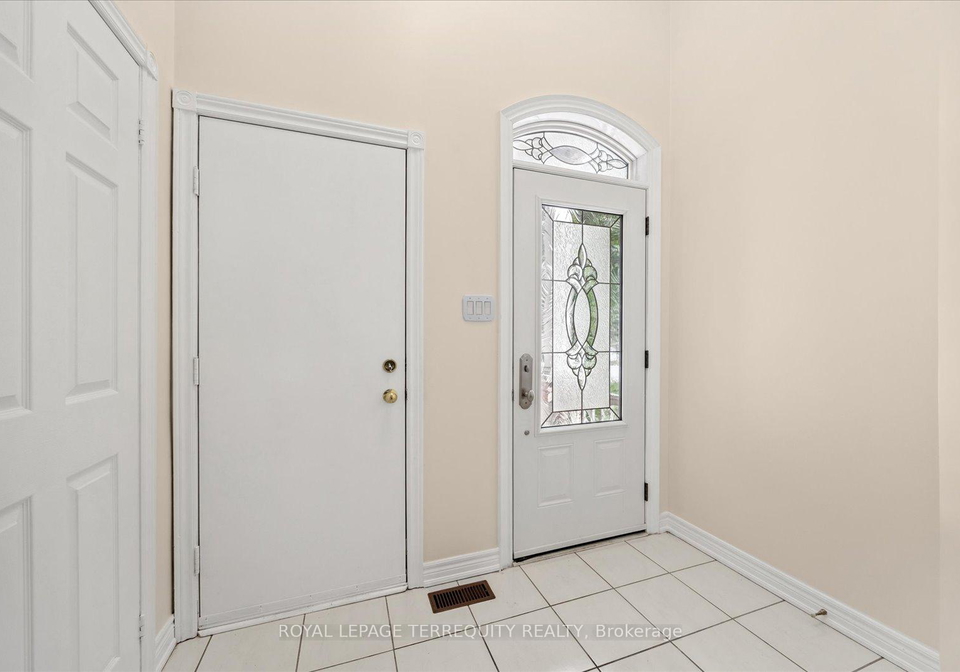 15-waring-avenue-whitby-ontario-e12561722
