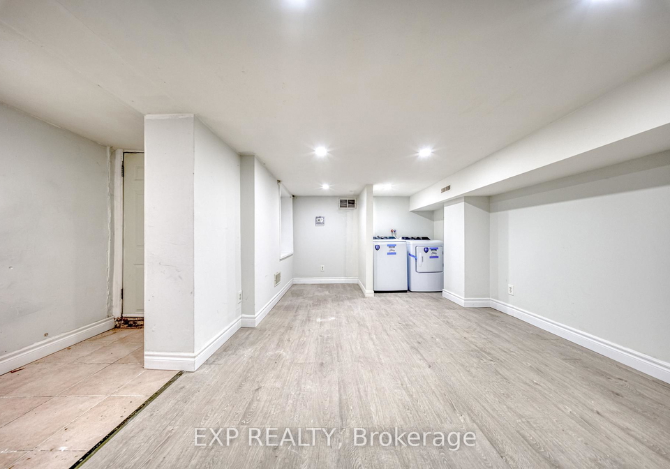 1678-kingston-road-scarborough-ontario-e12561766