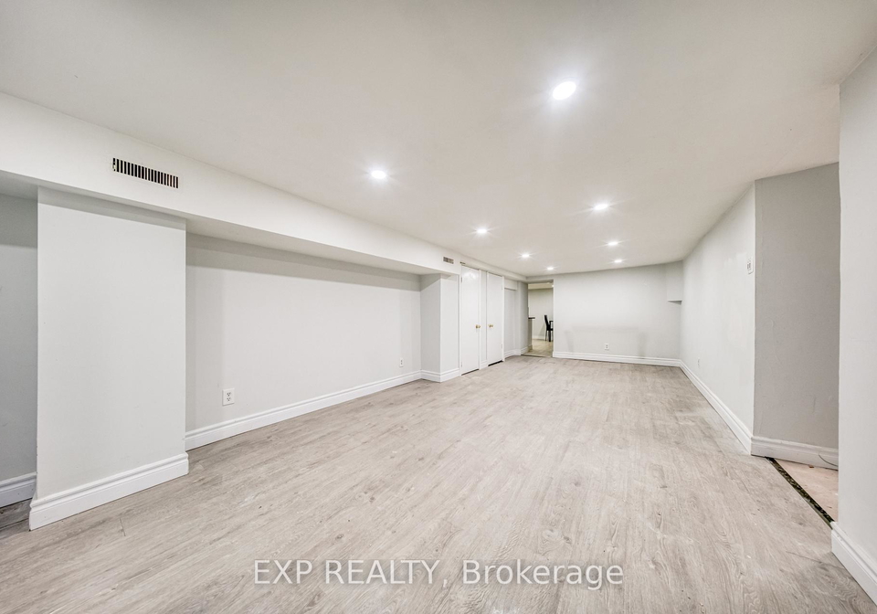1678-kingston-road-scarborough-ontario-e12561766