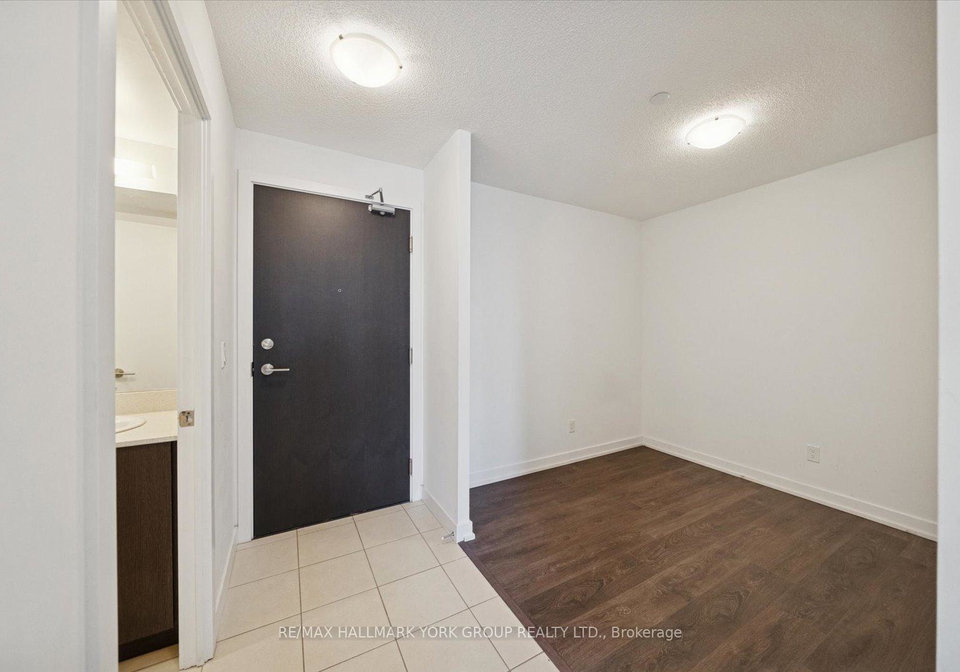 8-trent-avenue-toronto-ontario-e12562232
