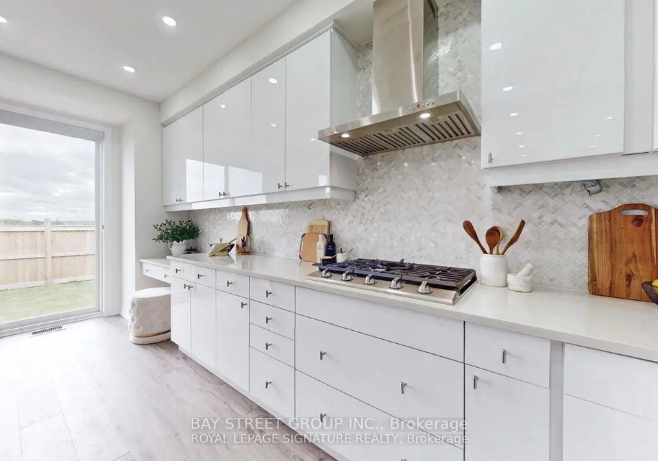 49-broden-crescent-whitby-ontario-e12562562