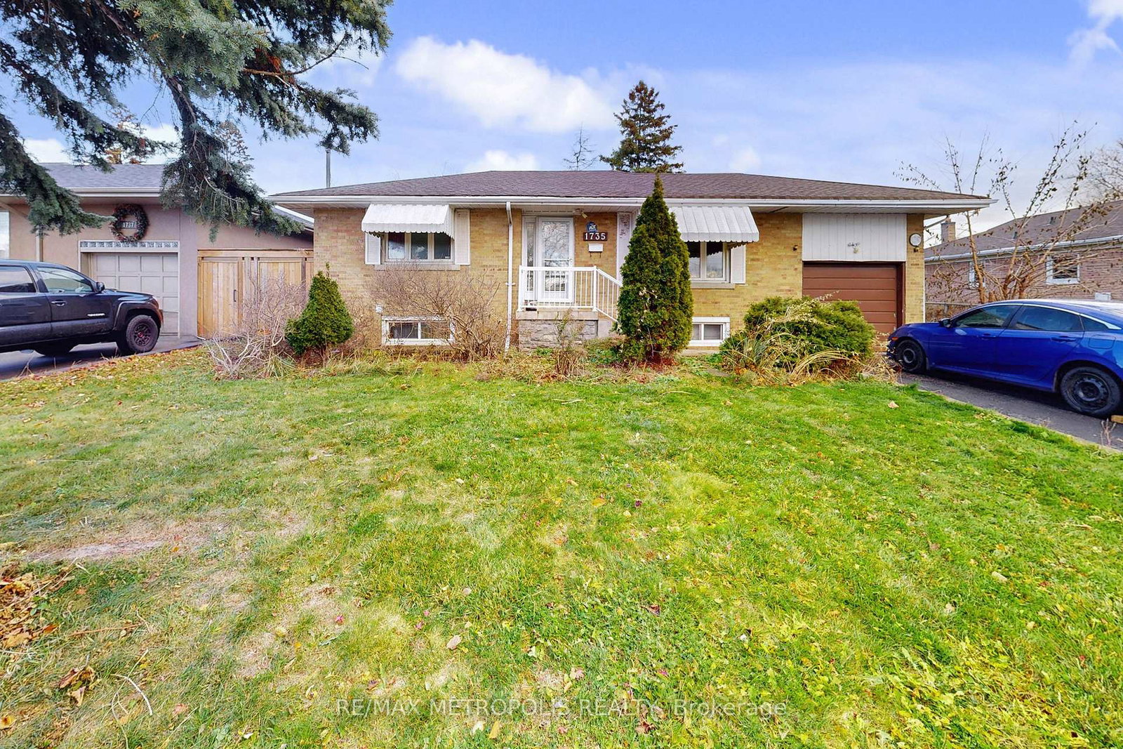 1735-pharmacy-avenue-scarborough-ontario-e12563264