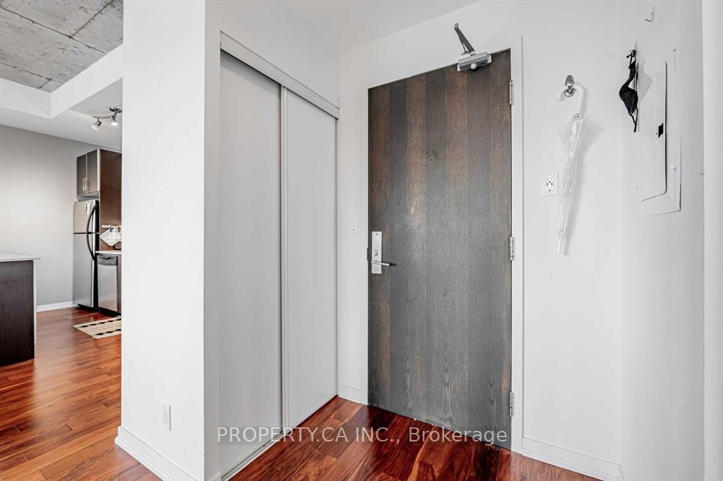 201-carlaw-avenue-toronto-ontario-e12563302