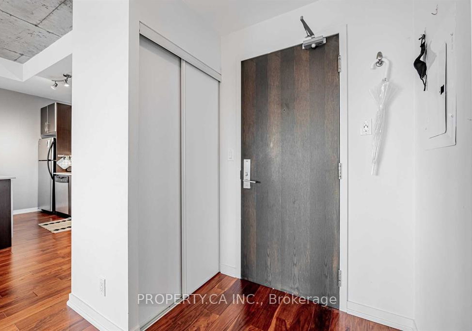 201-carlaw-avenue-toronto-ontario-e12563302