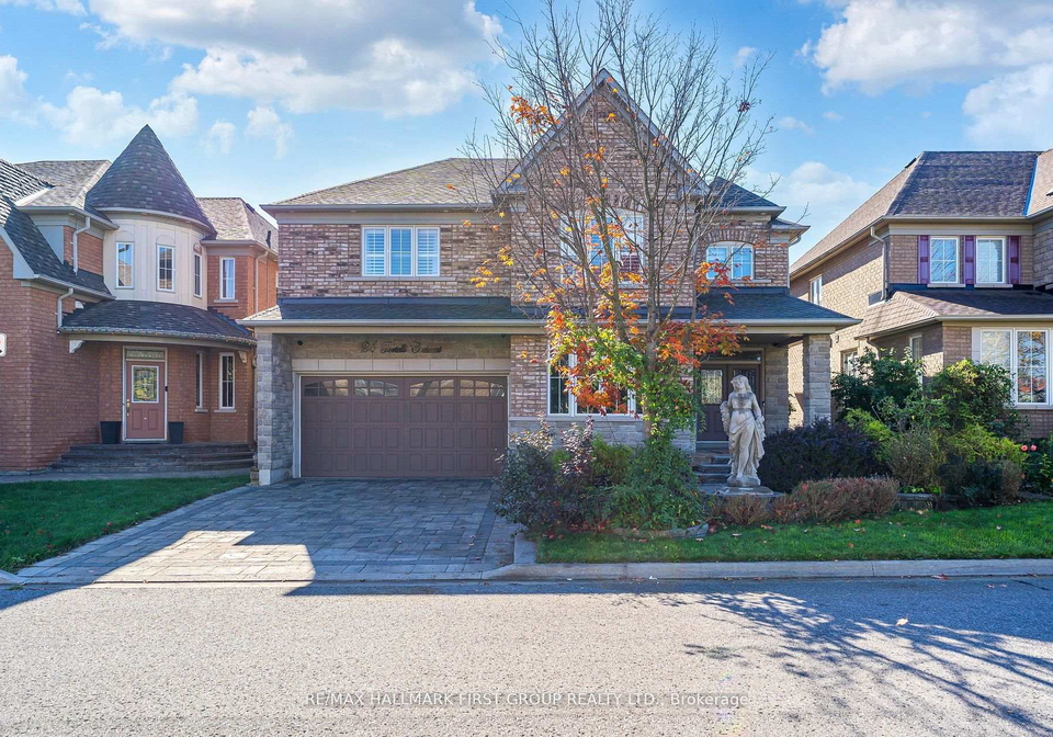 24-portelli-crescent-ajax-ontario-e12564158