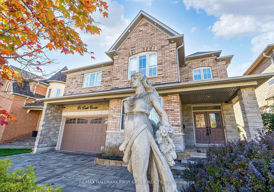 24-portelli-crescent-ajax-ontario-e12564158