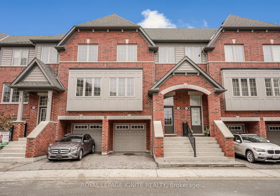 2655-deputy-minister-path-oshawa-ontario-e12564366