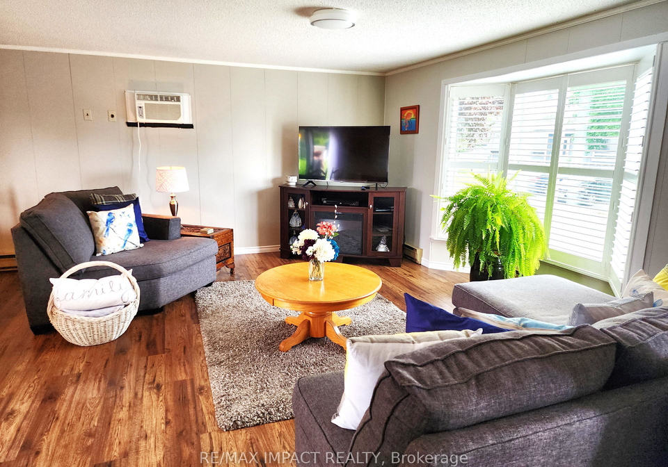 4-champlain-court-clarington-ontario-e12564514