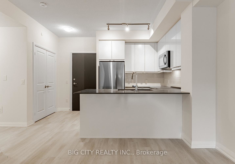 3270-sheppard-avenue-e-scarborough-ontario-e12564798